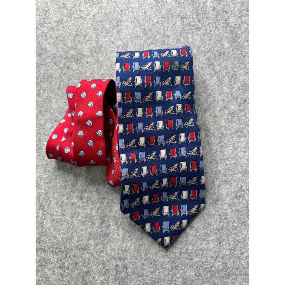 Tommy Hilfiger Mens Navy Blue Silk Beach Chair Pattern Tie Made in USA Red Tip